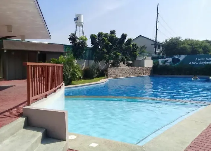 Staycation Near Sucat Toll Gate *