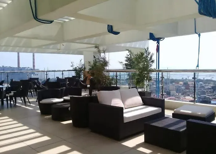 Staycation Near Sucat Toll Gate Apartamento Manila